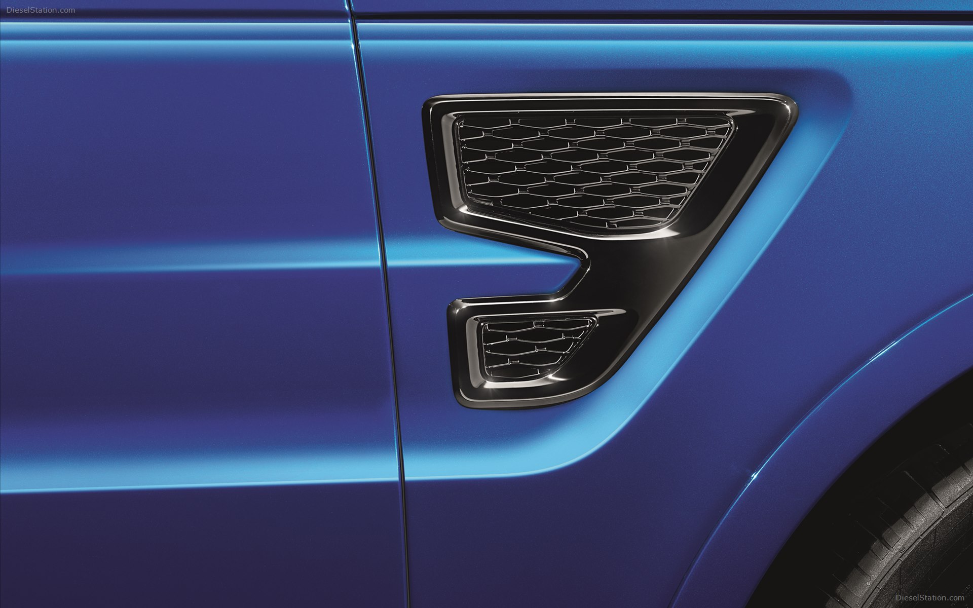 Land Rover Range Rover Sport SVR 2015